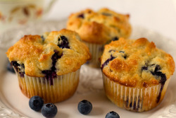 foodffs:  Blueberry MuffinsReally nice recipes. Every hour.Show