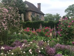 pagewoman:   Sissinghurst Garden, Kent, England by Claire Masset