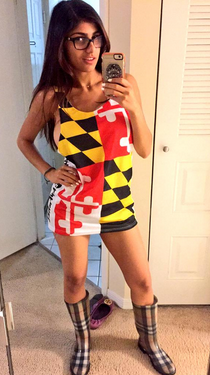 miakhalifa:  Mia Khalifa   Wherein the Maryland State Flag 😍