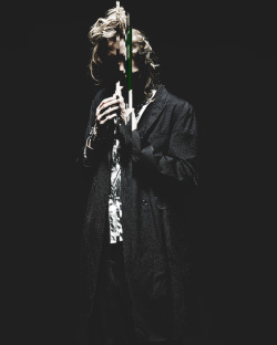 /////