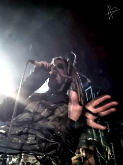 gxgsart:  Davey Suicide December 15th, 2012 The Rock Tucson,