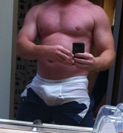 undie-fan-99:  Muscular daddy with bulge in white Hanes briefs