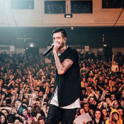 omandm:  #TBT | @austincarlile in London on the #FullCircleTour