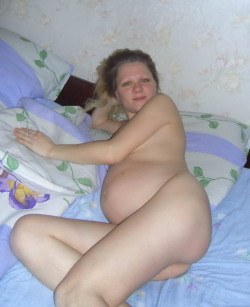Lovely naked and pregnant