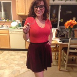sparklybongwater:  Jinkies! Let’s solve a mystery gang. #velma