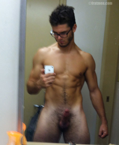 collegecock:  troyisstillnaked:  ACE_FRATMEN  fucking hot guy.  those thighs!  