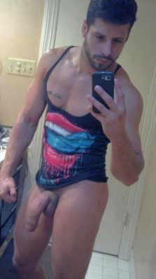 1of2dads:  Thousands of pics just for you and your dick. Follow