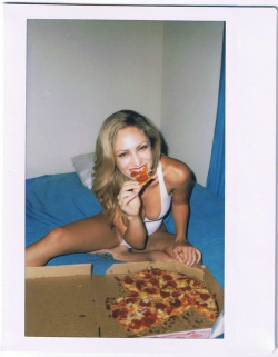 mmmm… pizza.