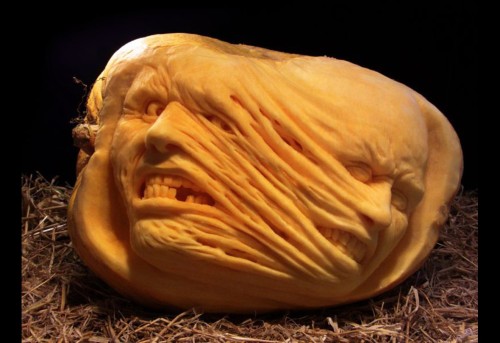 The amazing pumpkin carving art of Ray Villafane of Arizona