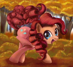 madame-fluttershy:  Pinkie Pie by ~AlinaTF  Silly Pinkie~ <3