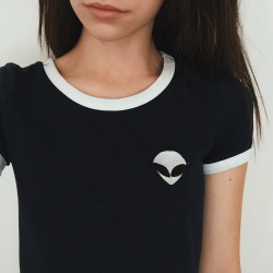 brightindie:  Alien 👽 - Buy T-shirt 