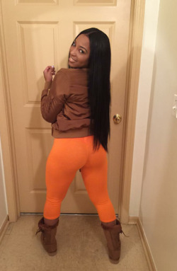 bigbootythickass:  Photo, via Thick women in leggins http://ift.tt/1TEInQh