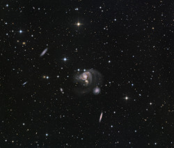 just–space:  Hickson 91 in Piscis Austrinus : Scanning