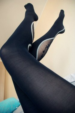 misskittin2:My lovely printed tights   ღ  