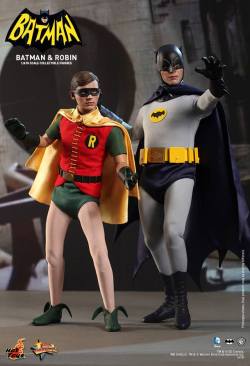 comicsalliance:  Hot Toys Reveals New “Batman ‘66” Batman