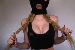 We need to buy such a balaclava because the pictures with it