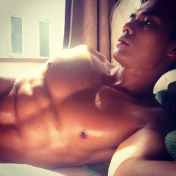 chinesemale:  Monday morning!! Oh no!!😲😲 by enfreedom http://bit.ly/17jyWiG