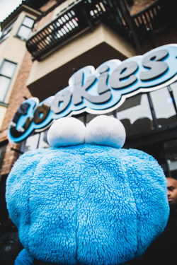 maxwellbeck:  Cookies Store grand opening on Haight St during