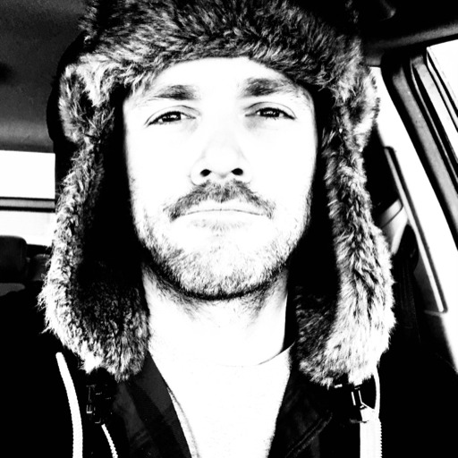 Reblog if you want to feel a beard on your body 
