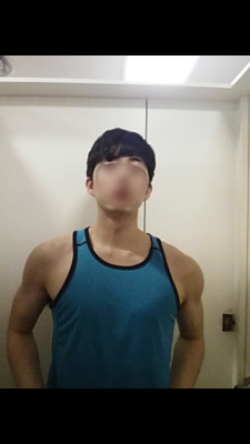 dirtyoutsidedick:  이렇게 올리면 더 자극적일려나