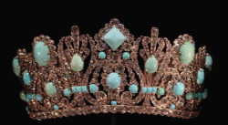 thestandrewknot:  The Marie Louise Diadem, by Marie-Étienne