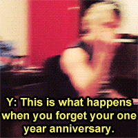 5secsofaus:   AU: You forget your one year anniversary.  Gif
