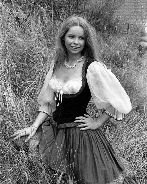 Lalla Ward Nudes & Noises  