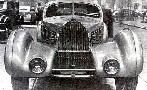 carsthatnevermadeitetc:  Bugatti Type 57 AÃ©rolithe concept, 1935. Jean Bugattiâ€™s originalÂ AÃ©rolithe concept was the most advanced car of its time featuring an incredibly light magnesium bodywork (alas also highly inflammable) and a twin-cam superchar