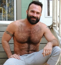 Follow my two hairy men blogs:http://sambrcln.tumblr.comhttp://hairysex.tumblr.com