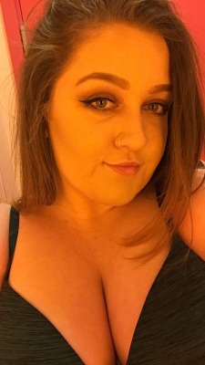isaqueenb is brand new around here, show her some love :)
