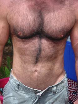 lookstwice:  HOLY SHIT!!! This guy Is so HOT!!  Awesome hairy