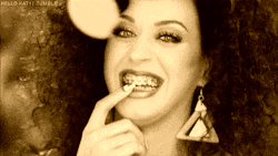 actressfakes:  Katy Perry needs some cum on her braces