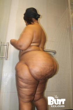 thebuttxxx:  Shower Update First Week of September 2013  