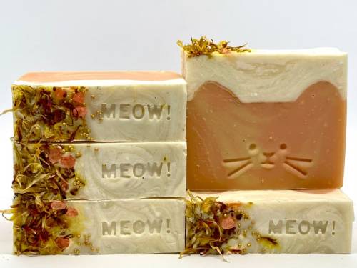 littlealienproducts:Peaches & Cream Pretty Kitty Soap by EarthlyGoodGoods