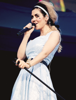 diamondsanddelrey:  Lana Del Rey and Marina and The Diamonds