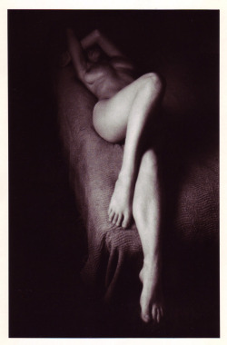 tumescentials: Rosie the Weaver, Penybont, 1974 © tumescentials