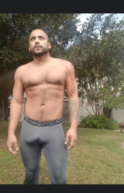 bjackin007:  Michael J Gonzalez  SATX Vers Top BB  Michael J