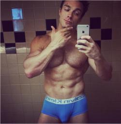 hotfamousmen:  Eli Drake