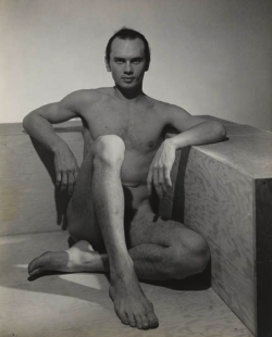 mynewplaidpants: Vintage NSFW Yul Brynner  (most of these shot