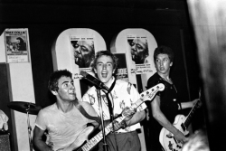 therealmickrock:  Sex Pistols live at the 100 Club – London,