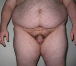 bigmensmallpenis:  Absolute perfection in a big, broad, hairy,