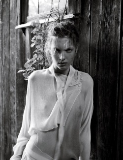 isitalwaysarock:Ophelie Rupp by Patrick Demarchelier