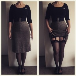 the-nylon-swish:  I love my new vintage skirt from @thegoldhattedlovers !