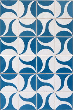 THE TILES OF LISBON