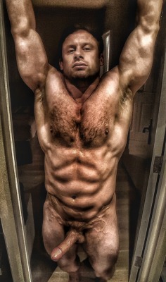 cosplaymuscleslut: Sexy Saturday. Flex. Pose. Repeat. https://www.clips4sale.com/studio/118554/bound-muscle-gutpunching