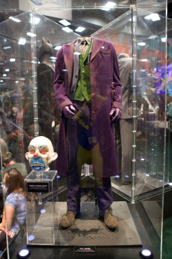 two45dollaa:  Original Heath Ledger Joker Costume & Bank