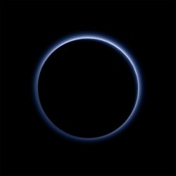 cnet:  There are blue skies on Pluto, NASA saysThe first images