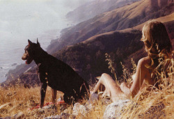 Agar and Sandy, Big Sur photo: Hunter S. Thompson 1961via: threegirls