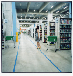 bookgirls:  波瑠 × アマゾン|会社見学|COBS MEN
