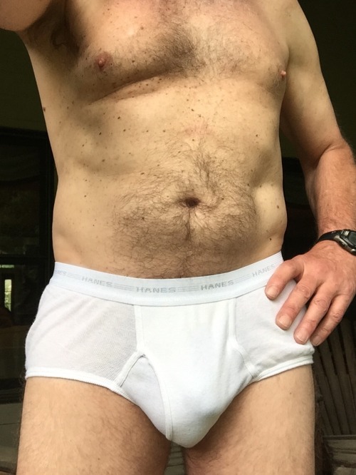 briefs6335:  Canâ€™t decide if I should put on a clean pair or keep wearing these
